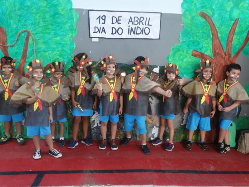 Comemorando o dia do índio