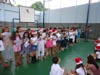 Alunos comemoram o encerramento do ano letivo