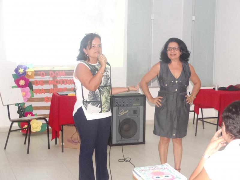 Palestra para Professores do CEML com a Psicopedagoga Míriam Silva Pinto com o tema 'Como lidar com alunos especiais em sala de aula