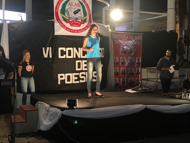 Alunos contemplados pelas poesias da ALAB